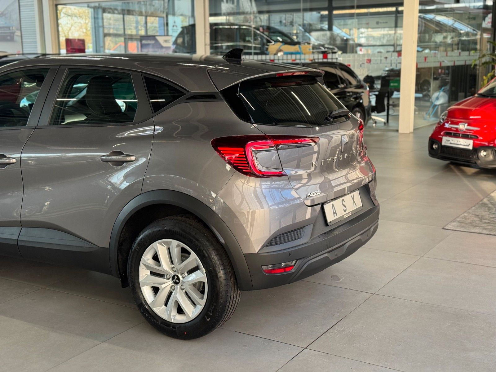 Fahrzeugabbildung Mitsubishi ASX 1.2 Diamant      "Klima Kamera DAB Tempomat"