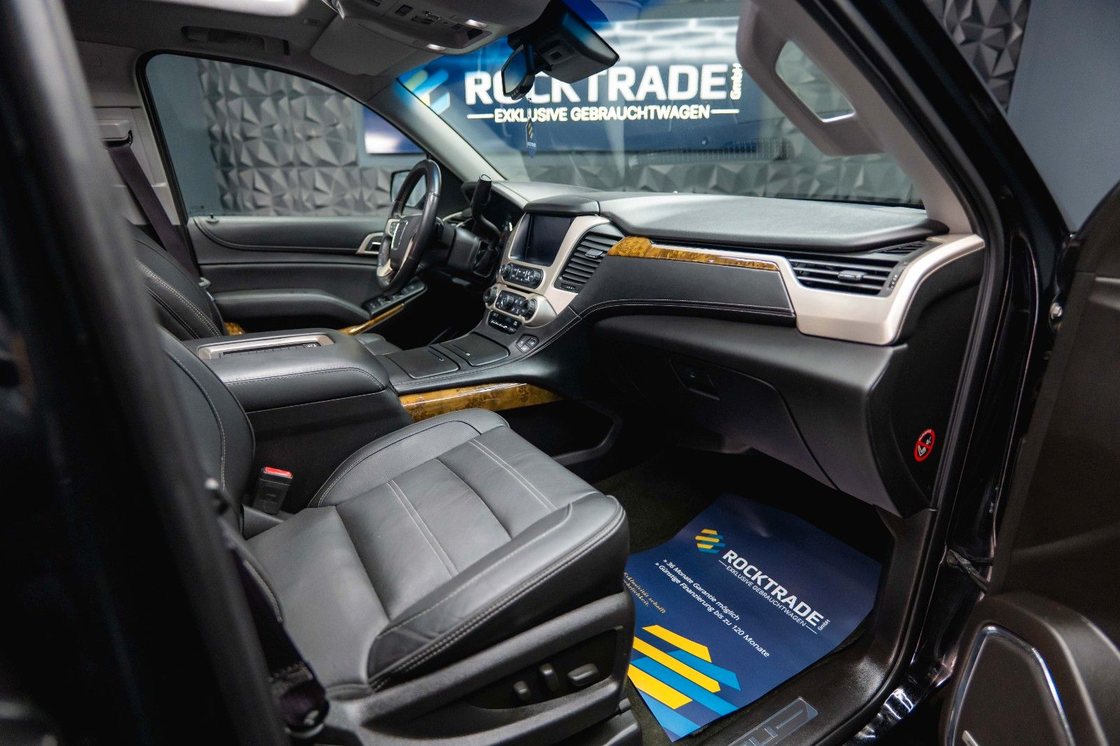 Fahrzeugabbildung GMC Yukon 6.2 V8 DENALI 4x4 LED *Unfallfrei*TV*ACC*