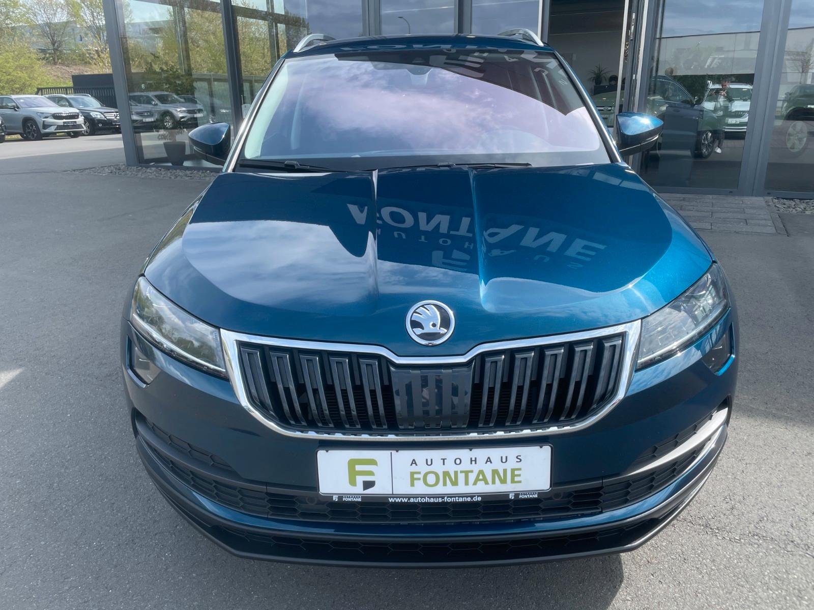 Skoda Karoq 1,5TSi DSG Clever AHK Kamera Keyless Sitz