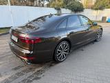 Audi S8 Individual Head Up NP 184300€ Garantie  - Audi S8 in Berlin