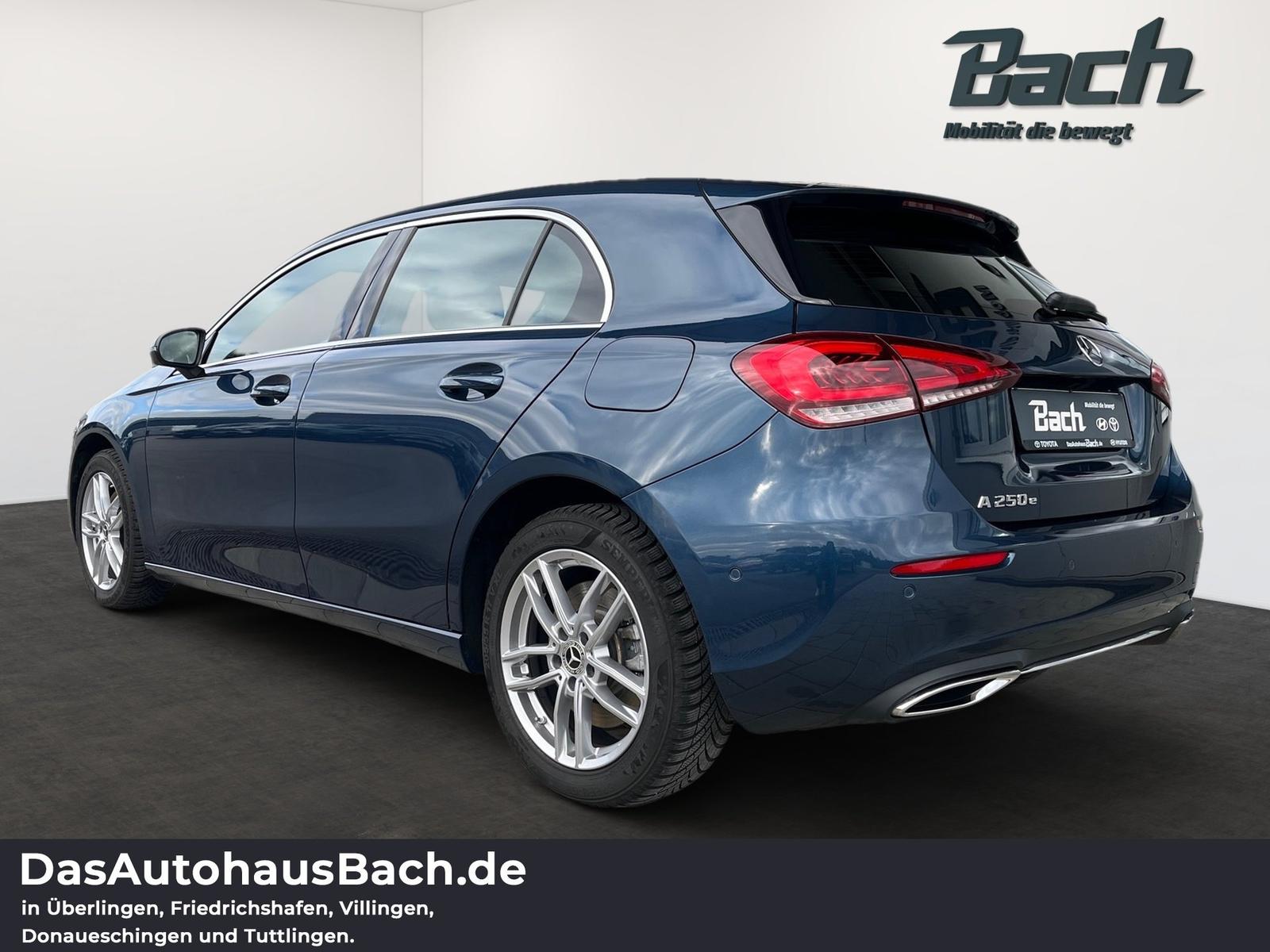 Mercedes-Benz A 250e Progressive Plug in KlimaA+LM+SoundSys