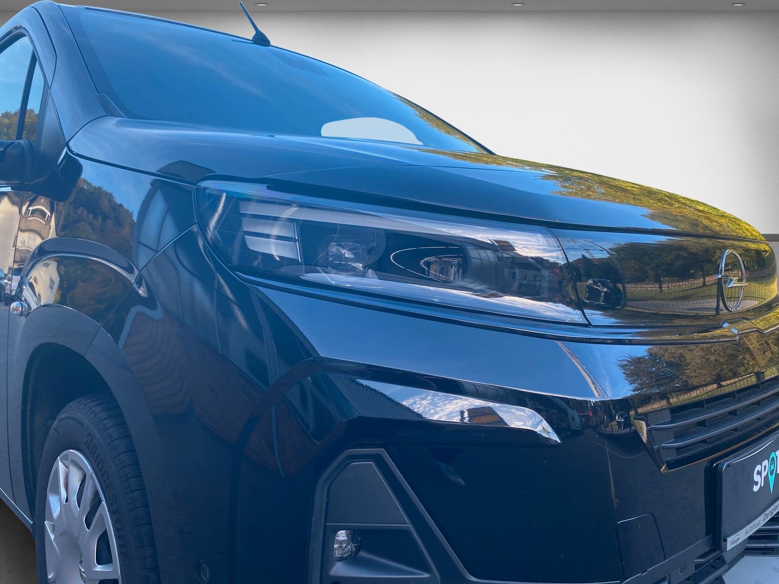 Fahrzeugabbildung Opel Combo Life E "GS" XL / 7-Sitzer