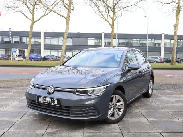 Volkswagen Golf 1.0 eTSI Life Stoel&Stuurverwarming | Carpl