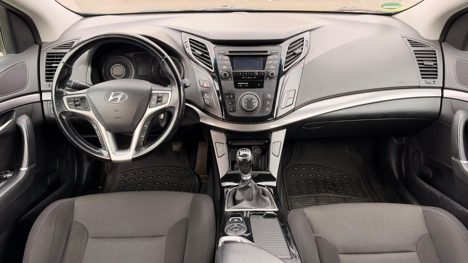 Hyundai i40 2015 — photo 14