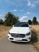 Mercedes-Benz B 200 -