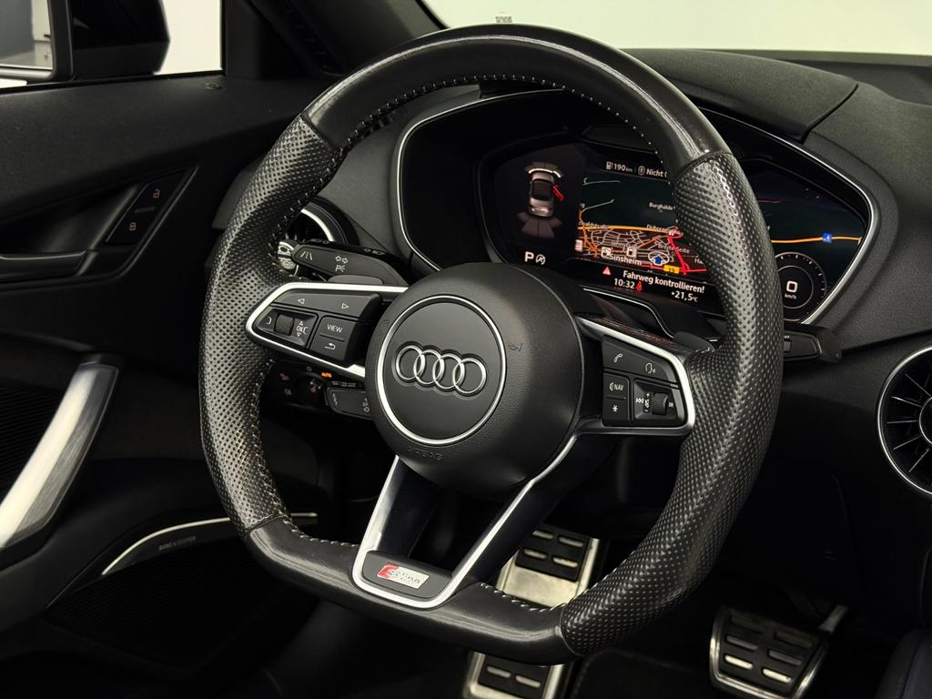 Audi TT Roadster 2.0 TFSI quattro S Line, Foto 39 von 49