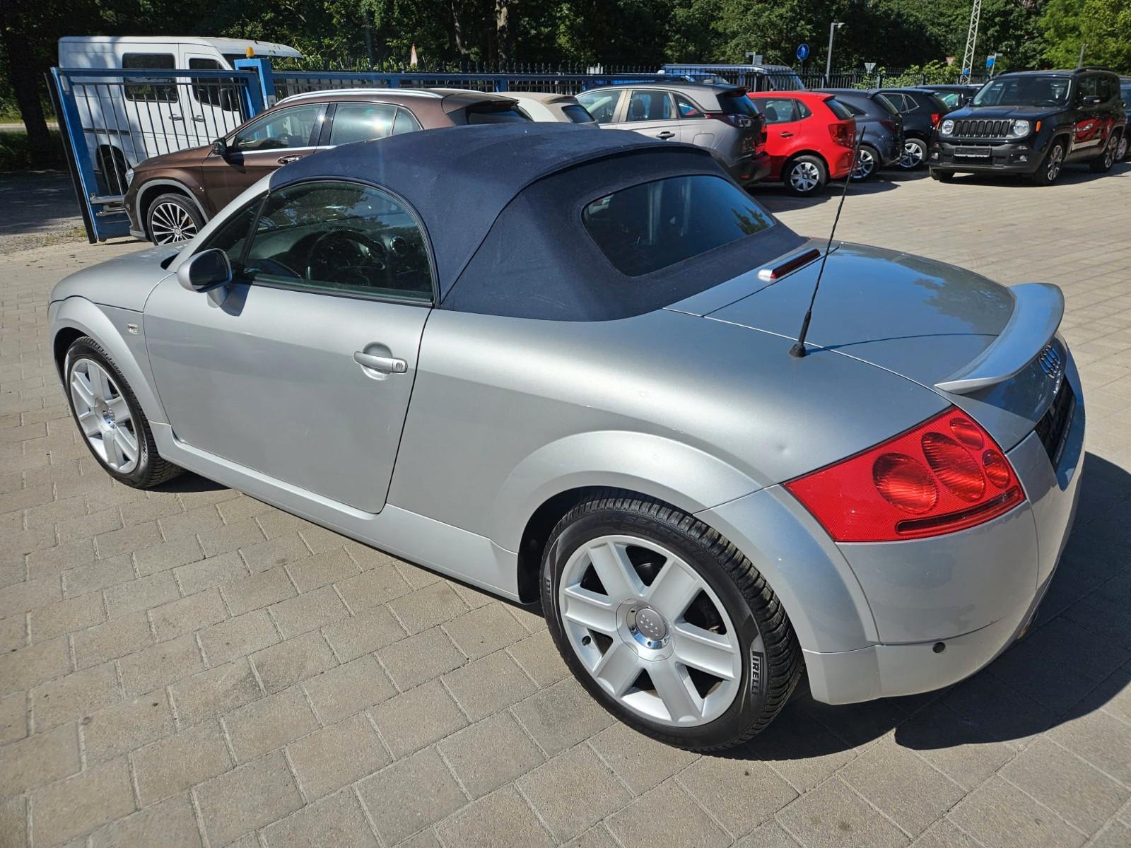 Audi TT Coupe/Roadster 1.8 T Roadster quattro