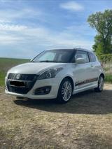 Suzuki Swift 1.6 Sport Sport - Suzuki Swift mit Benzin-Antrieb: 1.6