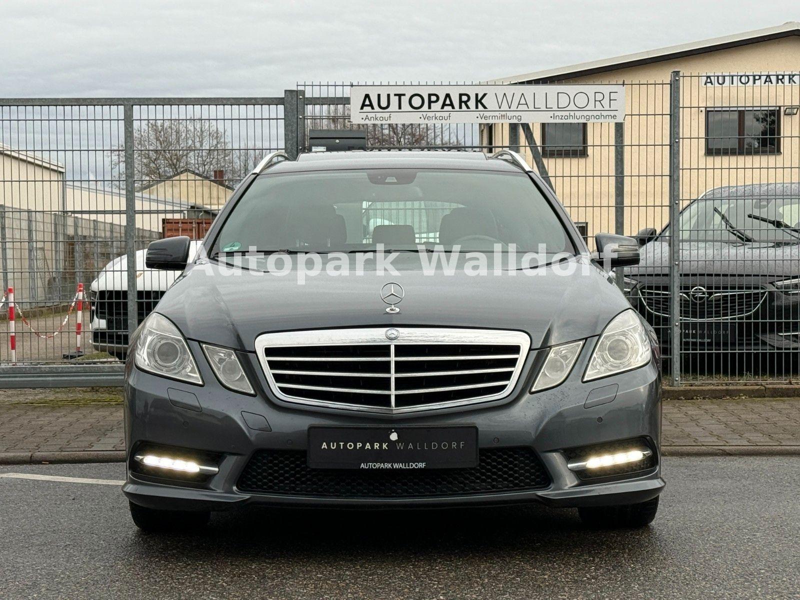 Mercedes-Benz E 250 CGI T-Modell Avantgarde*AMG*VOLL!
