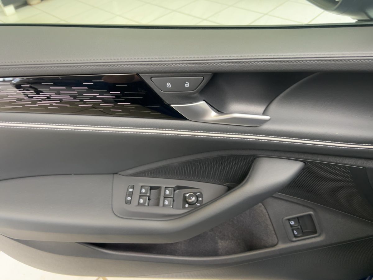 Volkswagen Passat Variant - Bild 19