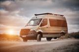 Mercedes-Benz Sprinter 319 WOMO 4x4 L2H2 Küche 360 DISTR SPUR - Mercedes-Benz Sprinter: Allradantrieb, Van
