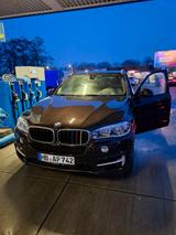 BMW X5 xDrive30d +M Shadow line + Headup + H/K Sound - BMW X5 Gebrauchtwagen in Bremen