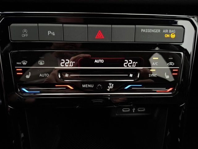 T-CROSS 1.0 TSI DSG LIFE KLIMA+SHZ+CAM