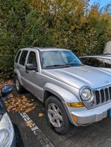 Jeep Cherokee - gebrauchte Jeep Cherokee aus dem Jahr 2008