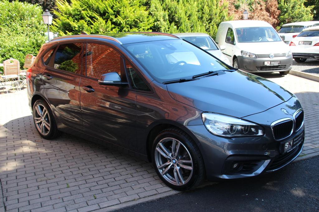 BMW 220
