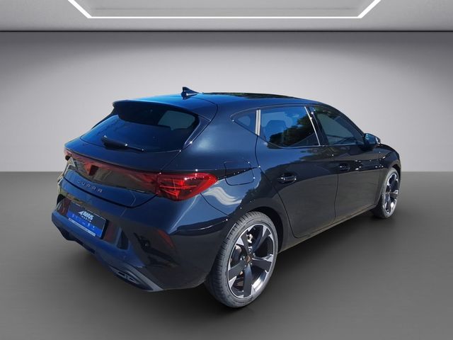 Leon KEYLESS PDC SHZ KAMERA NAVI ACC FACEL. LED