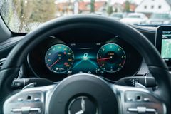 MERCEDES-BENZ C220d Cabrio/ AMG LINE/ BURMERSTER/ CARPLAY/LED MERCEDES-BENZ C220d Cabrio/ AMG LINE/ BURMERSTER/ CARPLAY/LED