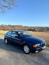 BMW 316i | 1. Hand | Scheckheft | Garagenfahrzeug - BMW 316 in Dortmund
