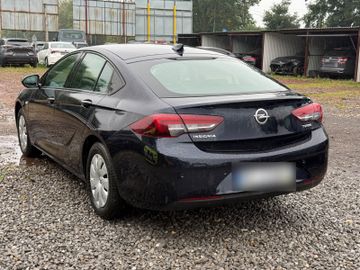 Opel Insignia - 10