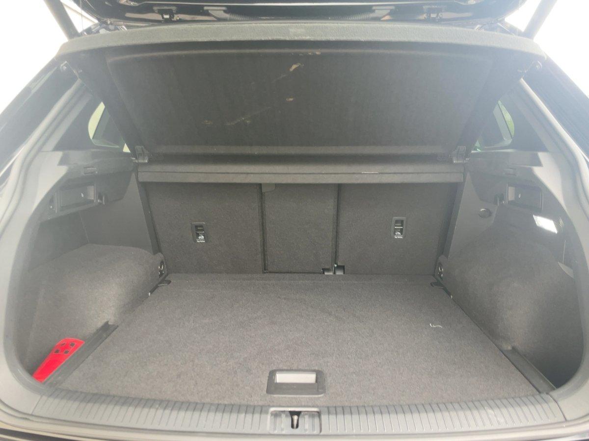Volkswagen Tiguan R-Line 1.5 TSI BLACK+MATRIX+APP+AHK+PANO, миниатюра 6