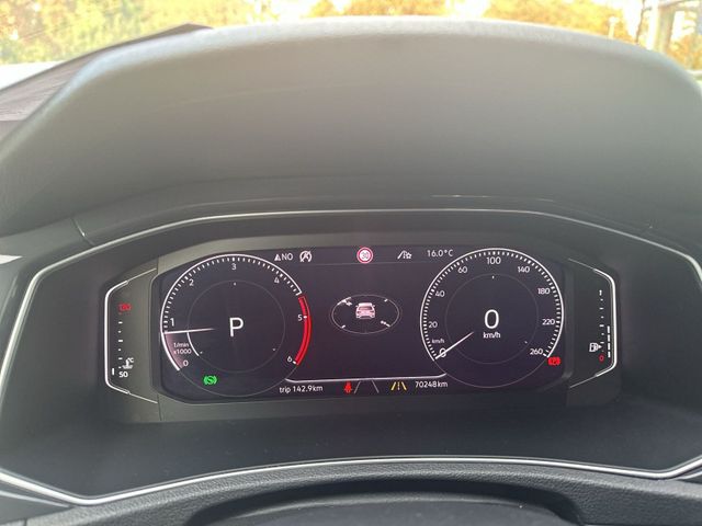 T-Roc 2.0 TDI DSG Sport NAVI 18"ALU RFK AHK PDC