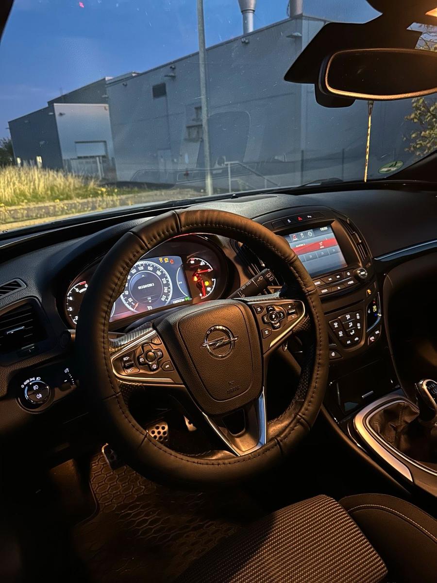 Opel Insignia 2014 — photo 12