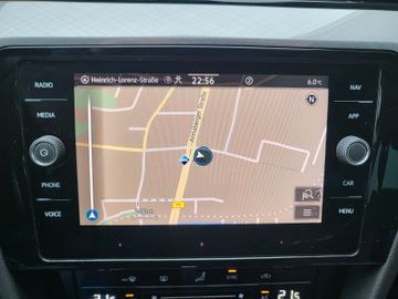 Fahrzeugabbildung Volkswagen Passat Variant 2.0 TDI DSG Business  AHZV NAVI