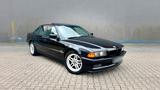 BMW E38 750i - BMW 750: E38