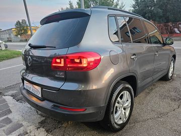 Volkswagen Tiguan - 6