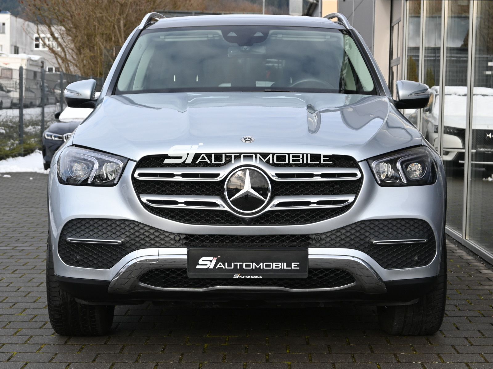 Fahrzeugabbildung Mercedes-Benz GLE 350 de 4Matic °ACC°PANO°SITZKLIMA°8-FACH 19"