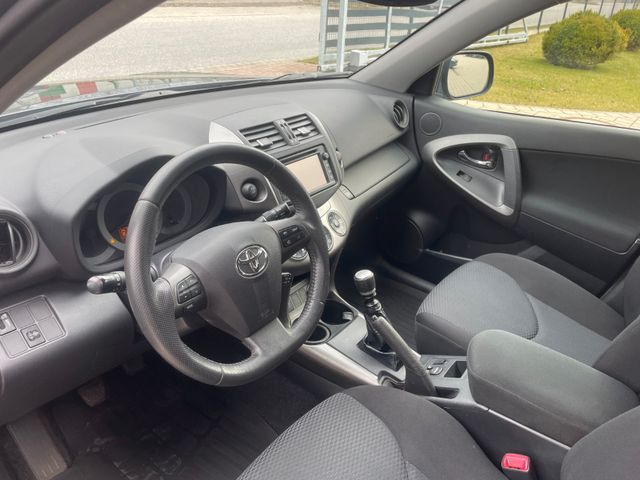 Fahrzeugabbildung Toyota RAV 4 RAV4 Life *TÜV/INSP. Neu* *1 HAND*