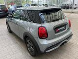 MINI Cooper S Essential Trim  LED|Panorama|Sitzhzg - MINI MINI: Essential Trim