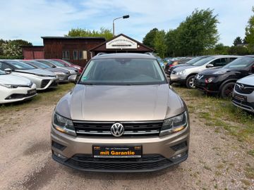 Volkswagen Tiguan - 2