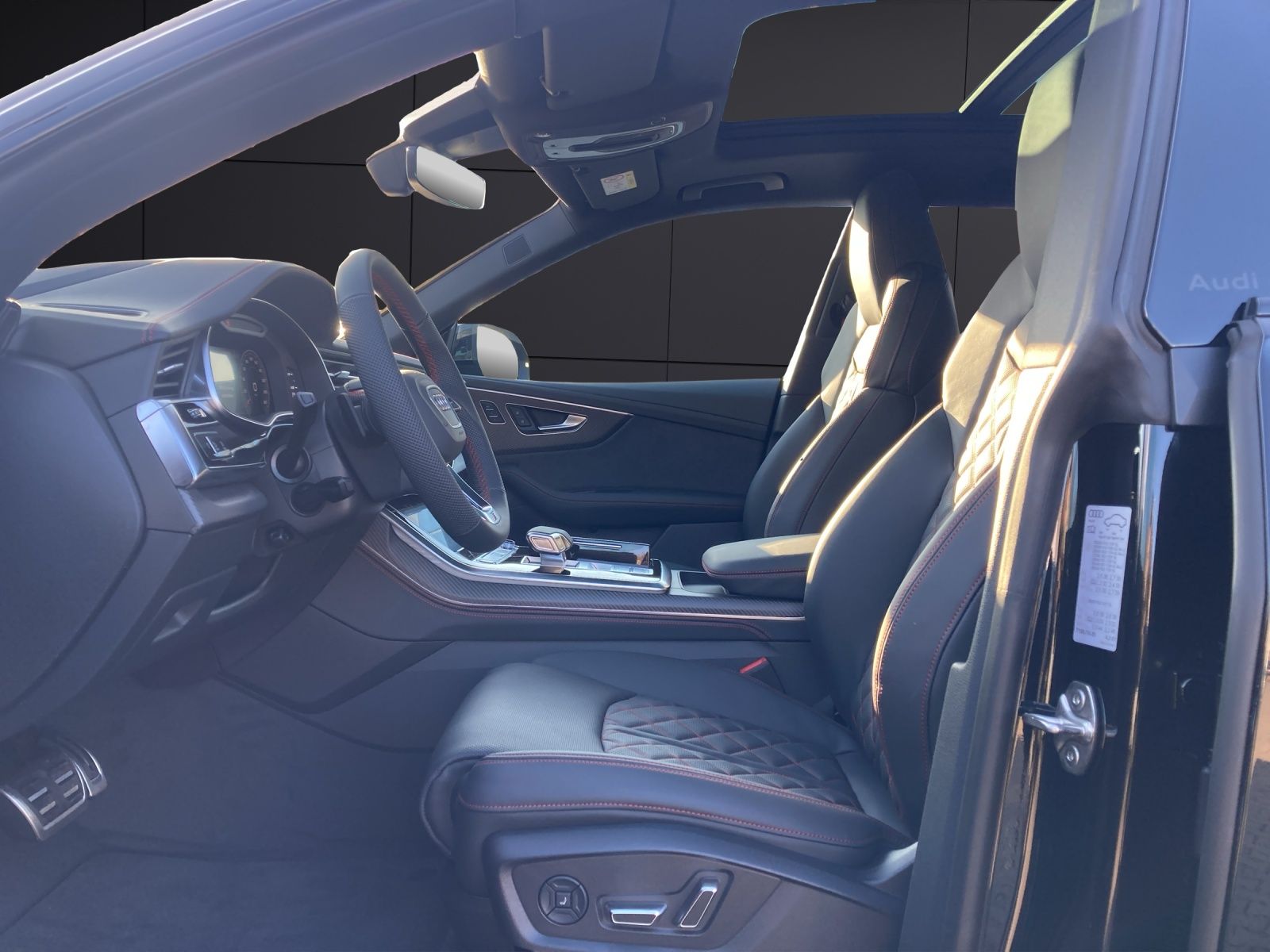 Fahrzeugabbildung Audi Q8 TDI quattro S line HD MATRIX PANO B&O STANDH