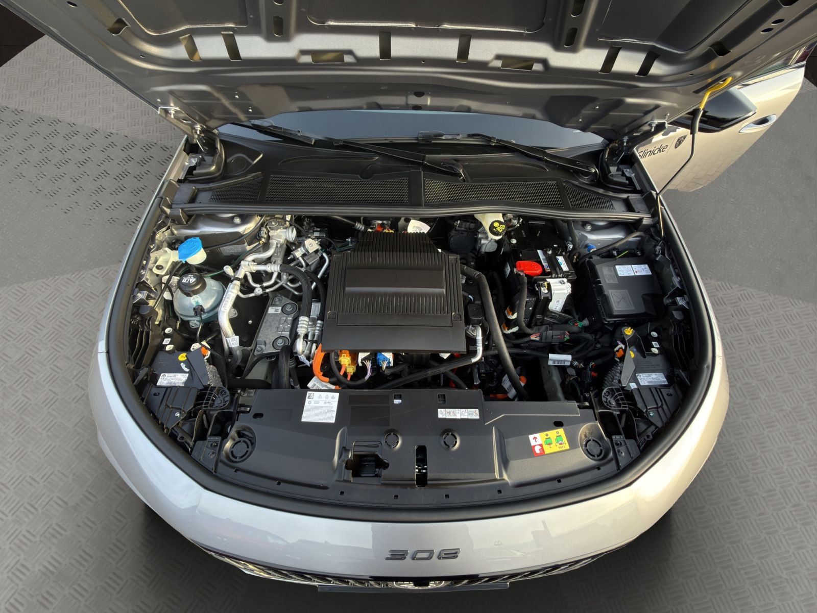 Peugeot 308 - Bild 19