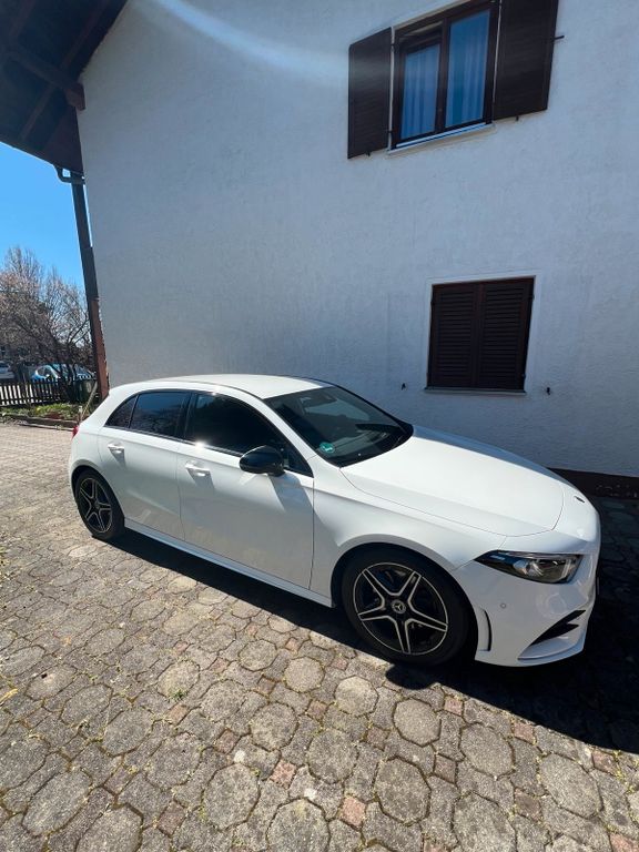 Image of Mercedes-Benz A 220