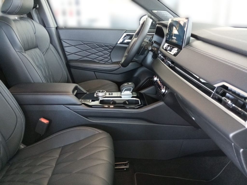 Fahrzeugabbildung Mitsubishi Outlander Diamant TOP ´´Black´´ PHEV Luxury-Pake