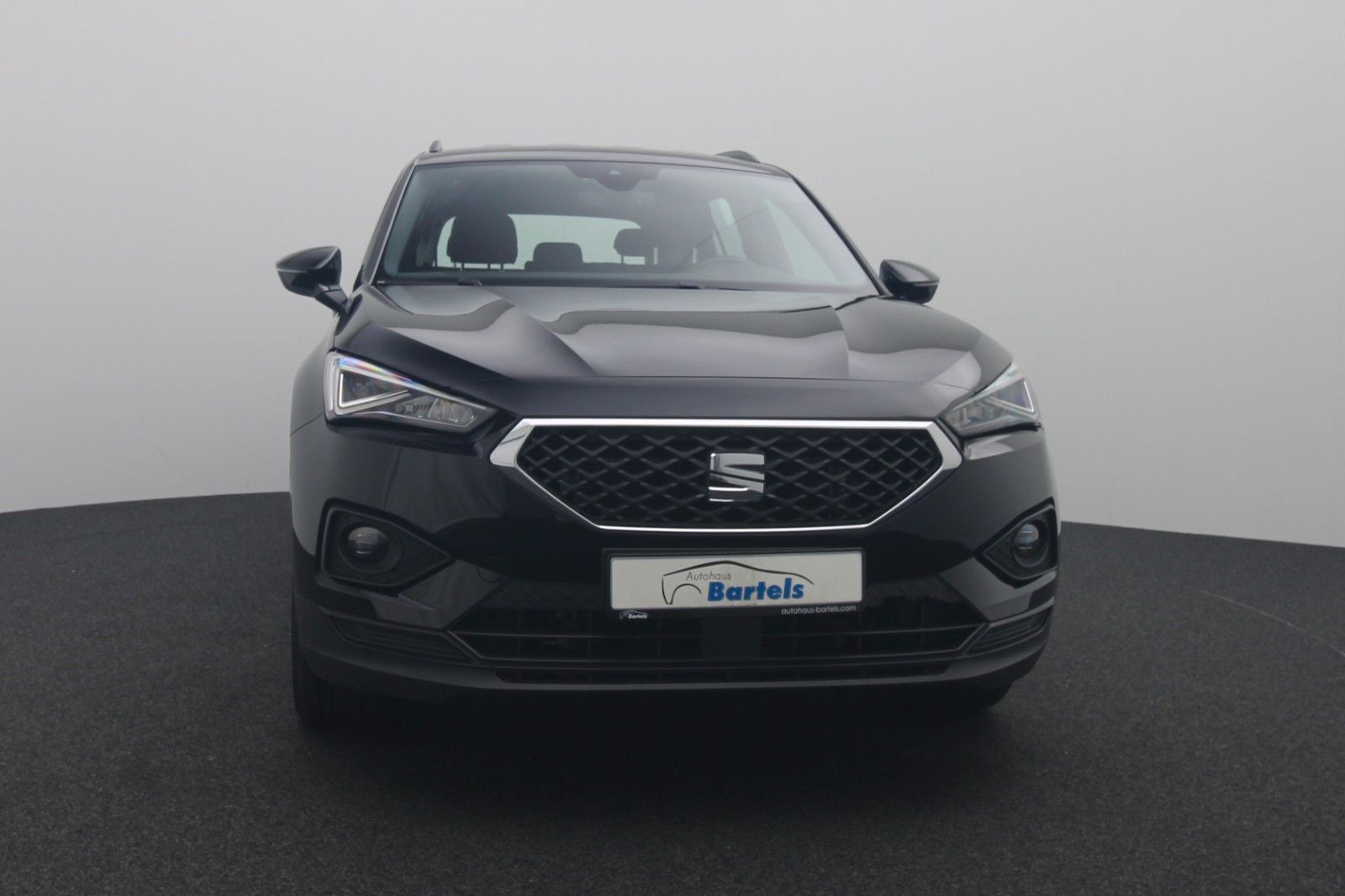 Fahrzeugabbildung SEAT Tarraco 4Drive ACC AHK Navi Kamera7Sitze