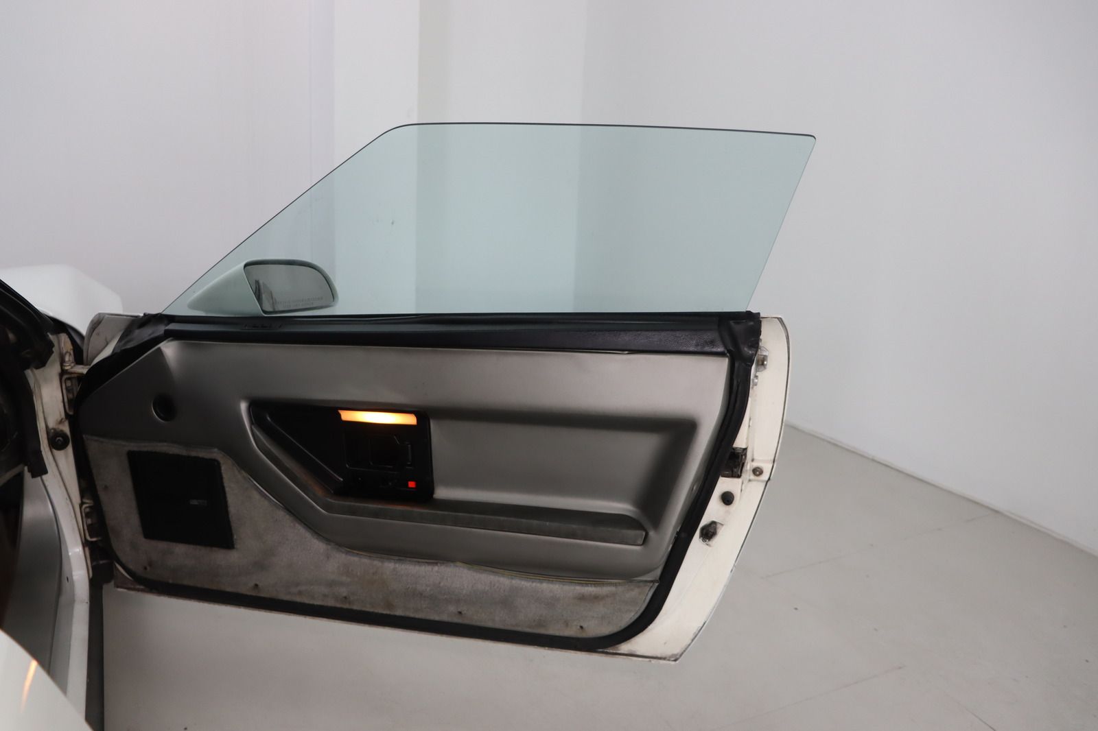 Fahrzeugabbildung Corvette C4 * Leder * el. Fensterheber