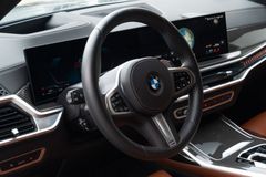 BMW X7 – 12 / 36