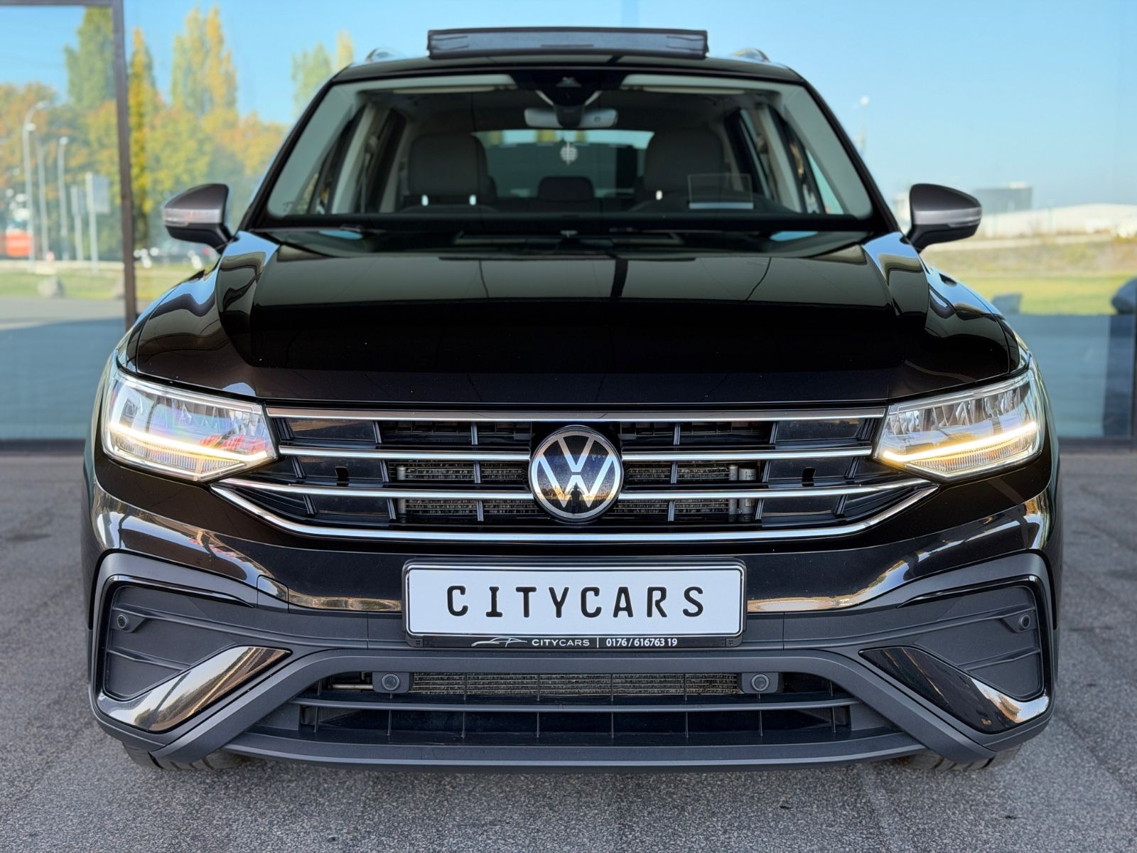 Volkswagen Tiguan Allspace Life | Standheizung | Pano | AHK imagem 2