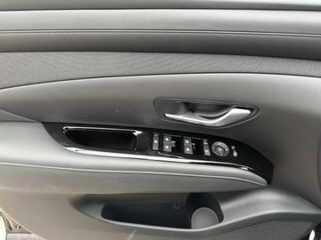 Hyundai TUCSON - 10