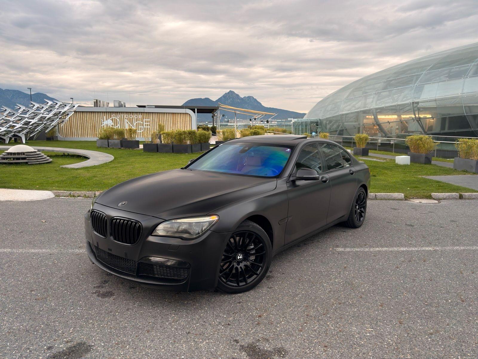 BMW 730