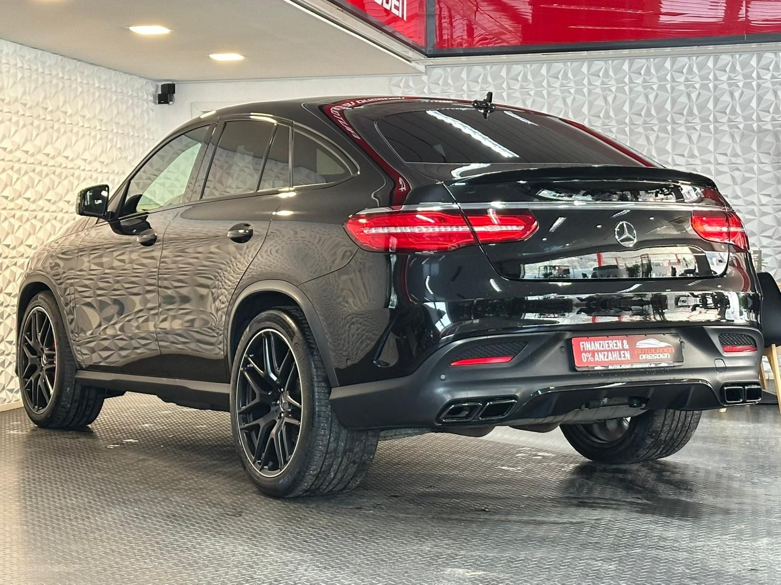 MERCEDES-BENZ GLE63S AMG 4M ALLBLACK NIGHT VOLLAUSSTATTUNG#AHK - Image 5