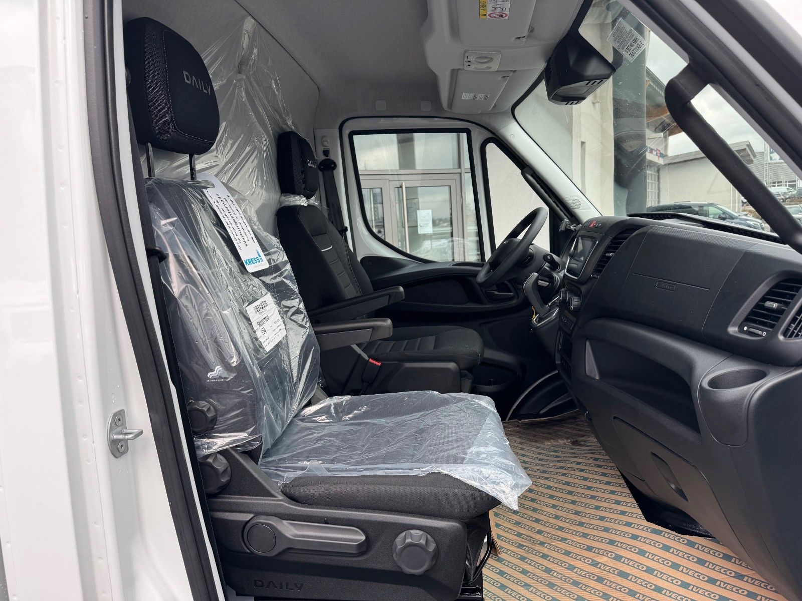 Fahrzeugabbildung Iveco Daily 35S16HA8/P Kühlkoffer