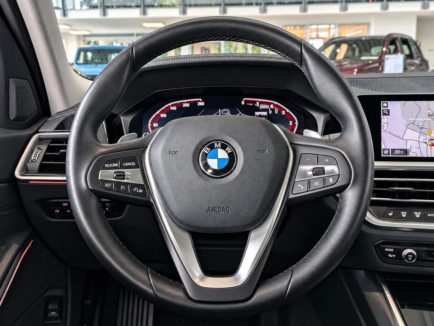 BMW 330d xDrive SAG LUXURY LEDER VIRTUAL  PANO LED