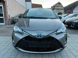 Toyota Yaris Hybrid Style Selection *Navi, Kamera & Alu - Toyota Yaris mit Hybrid-Antrieb: Navigationssystem, Kleinwagen