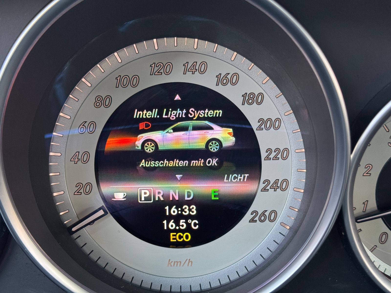 Fahrzeugabbildung Mercedes-Benz C 200 BE 7GT ELEGANCE NAVI ILS AHK SPORT 18 ALU