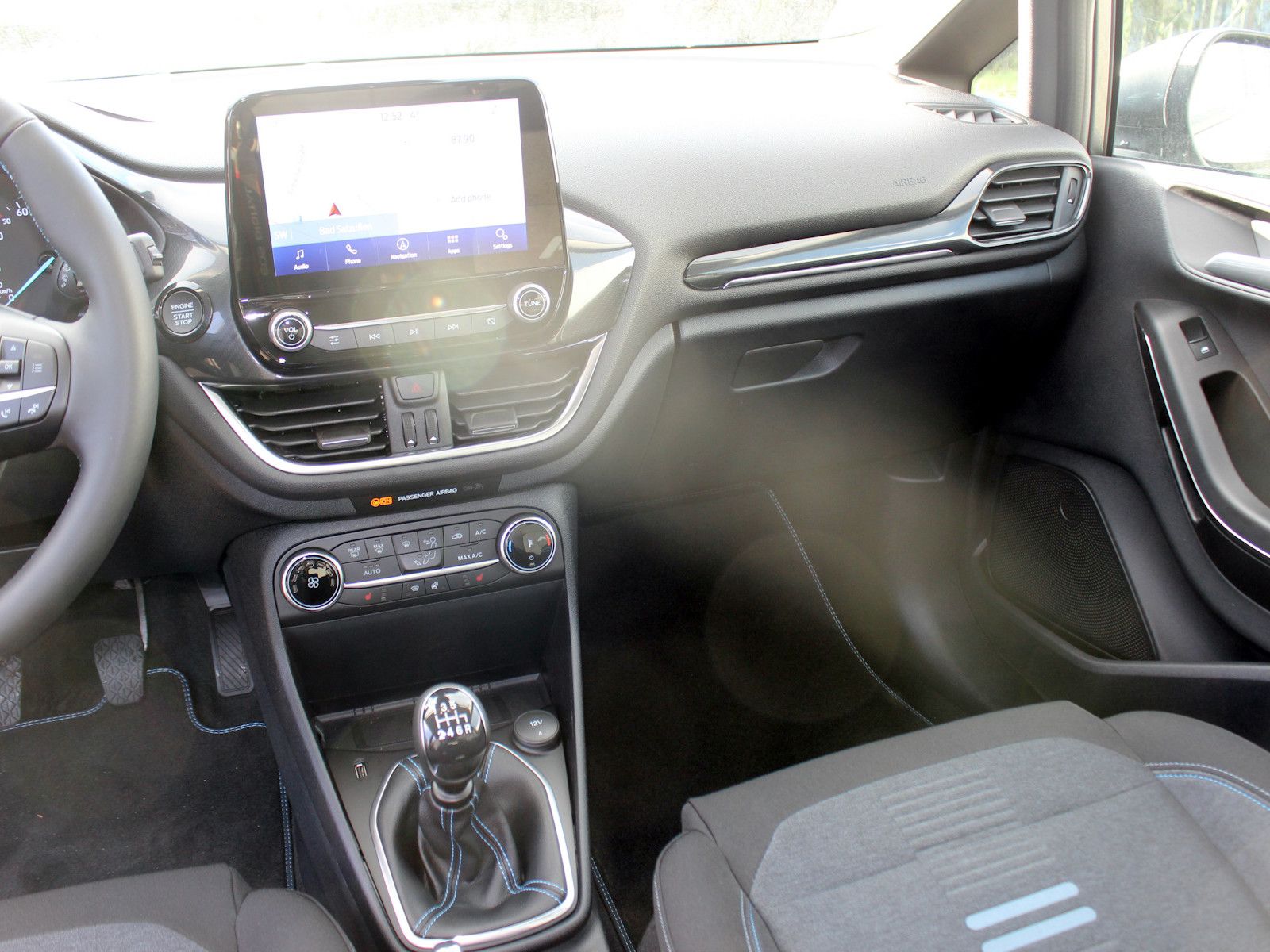 Fahrzeugabbildung Ford Fiesta Active 1,0 EcoBoost Hybrid