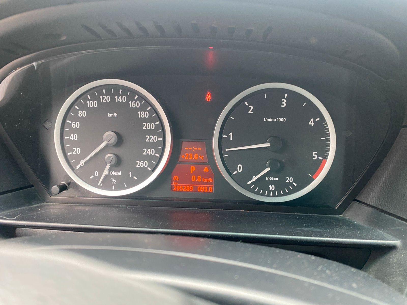 BMW 530 2006 — photo 12